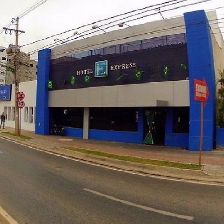 Hotel Express - Leva E Busca No Aeroporto Gratis 24 Horas Várzea Grande Exteriér fotografie