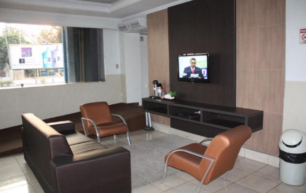 Hotel Express - Leva E Busca No Aeroporto Gratis 24 Horas Várzea Grande Exteriér fotografie